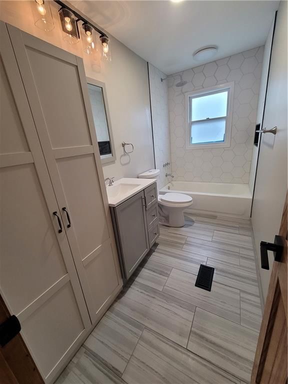 3315 S Crysler Avenue — photo 10