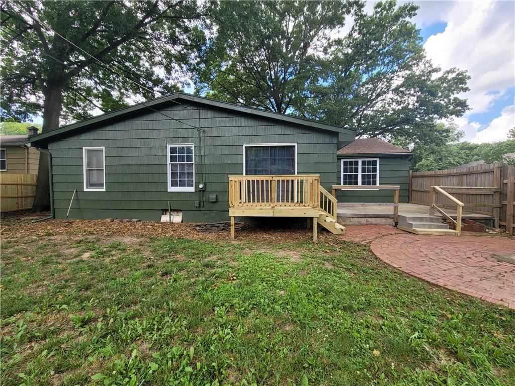 3315 S Crysler Avenue — photo 20
