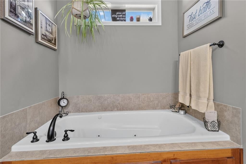 10115 N Miller Lane — photo 30