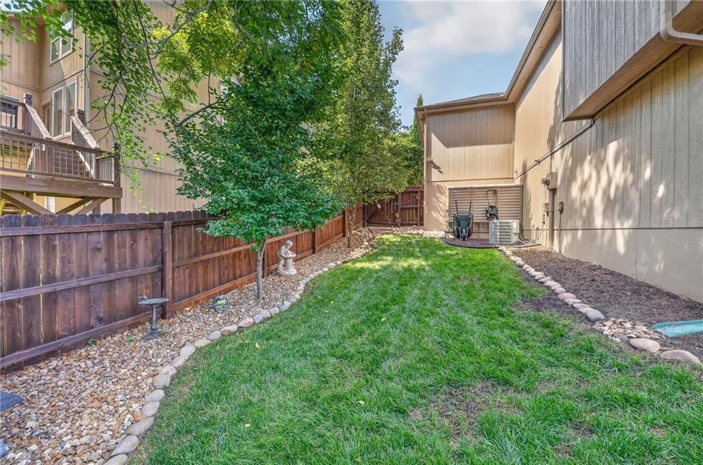 10115 N Miller Lane — photo 58