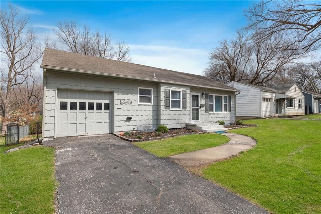 5343 Briar Street — photo 2