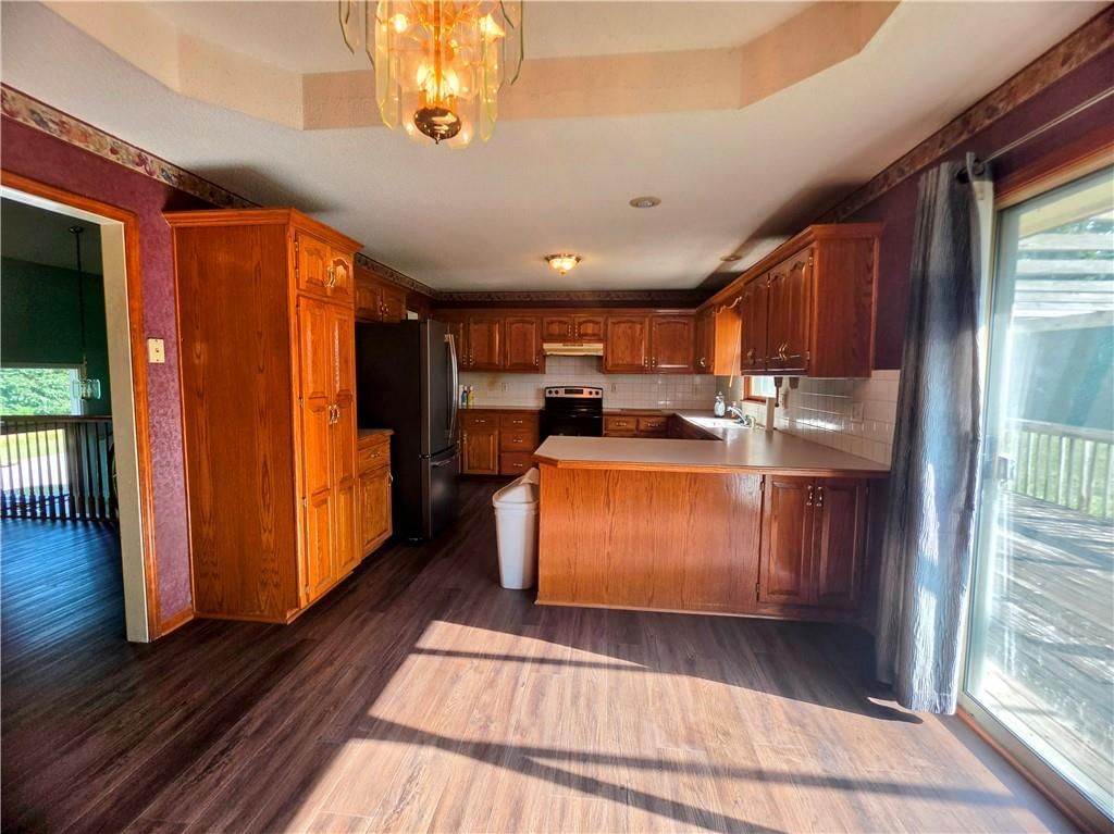 7818 N Amoret Avenue — photo 6