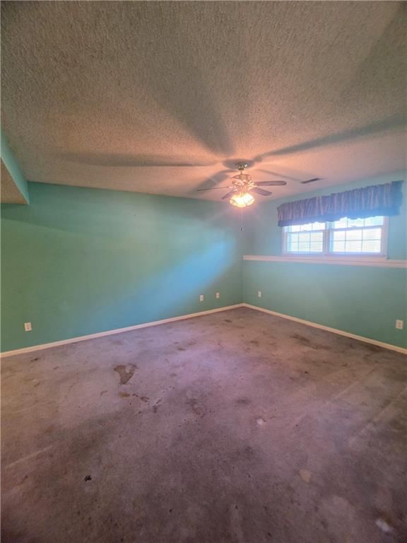 7818 N Amoret Avenue — photo 17