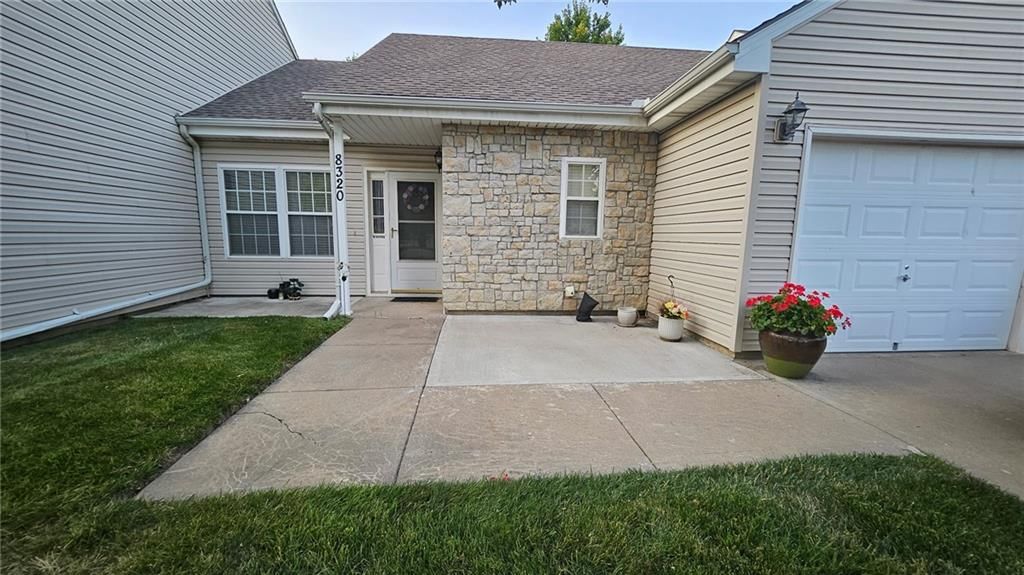 8320 Waverly Avenue — photo 1