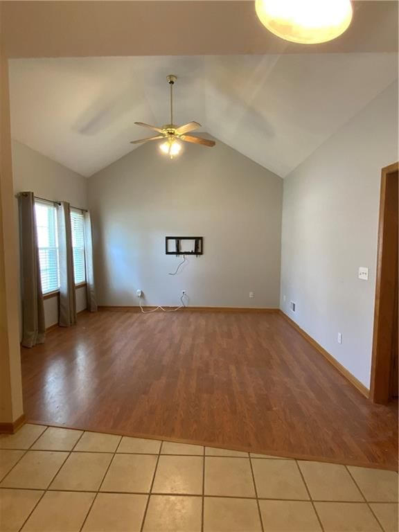 8320 Waverly Avenue — photo 3
