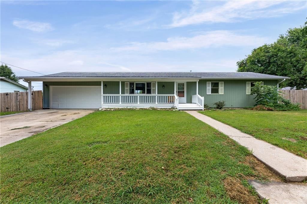 542 S Hayes Street — photo 1