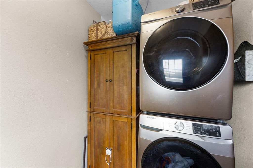 542 S Hayes Street — photo 5