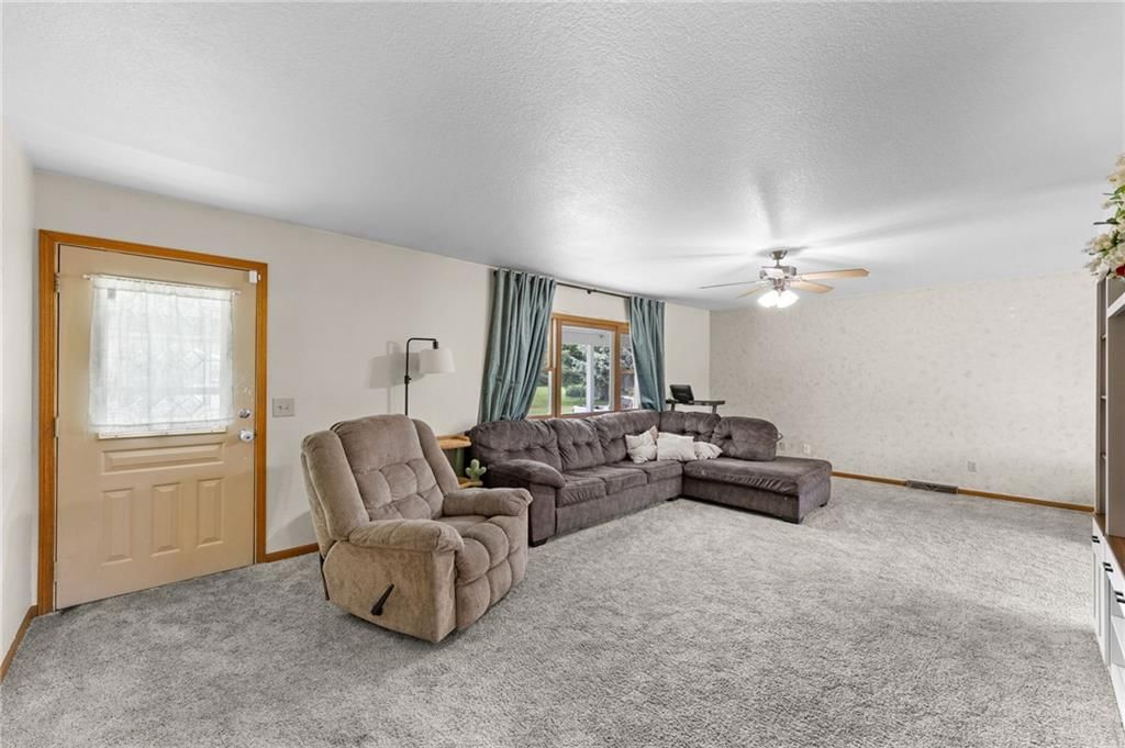 542 S Hayes Street — photo 8