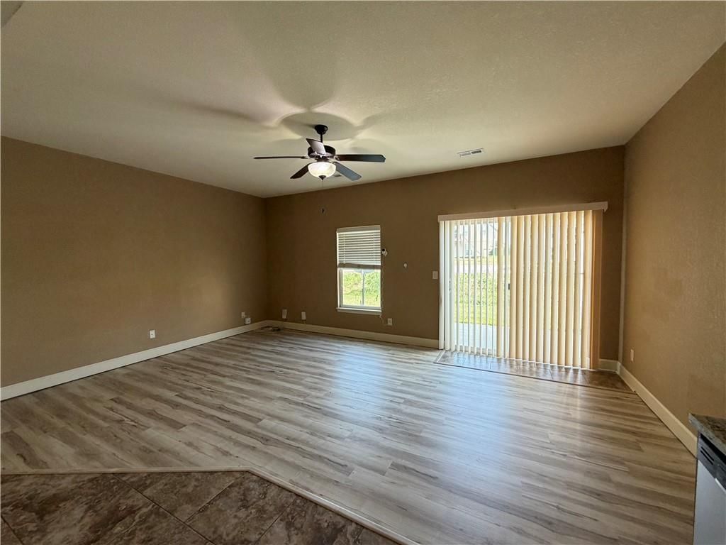 3837 NW 94th Street — photo 4