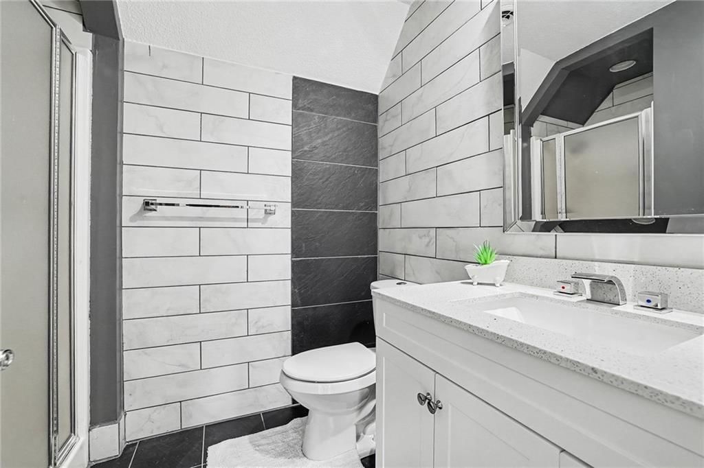 11460 W 155TH Terrace — photo 27