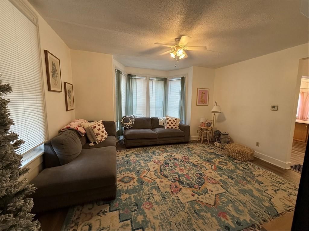 404,408,410,412 N WALNUT Street — photo 14