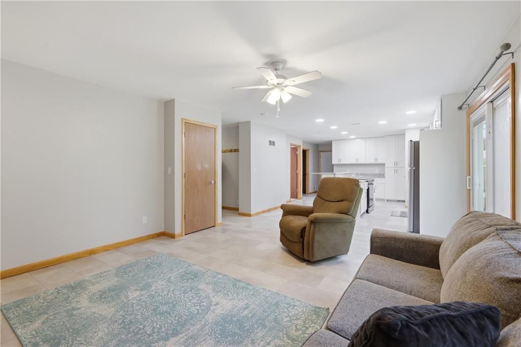 10282 Haskins Street — photo 5