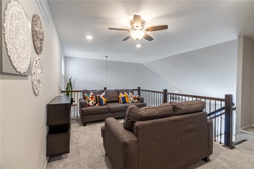 10524 N Randolph Avenue — photo 37