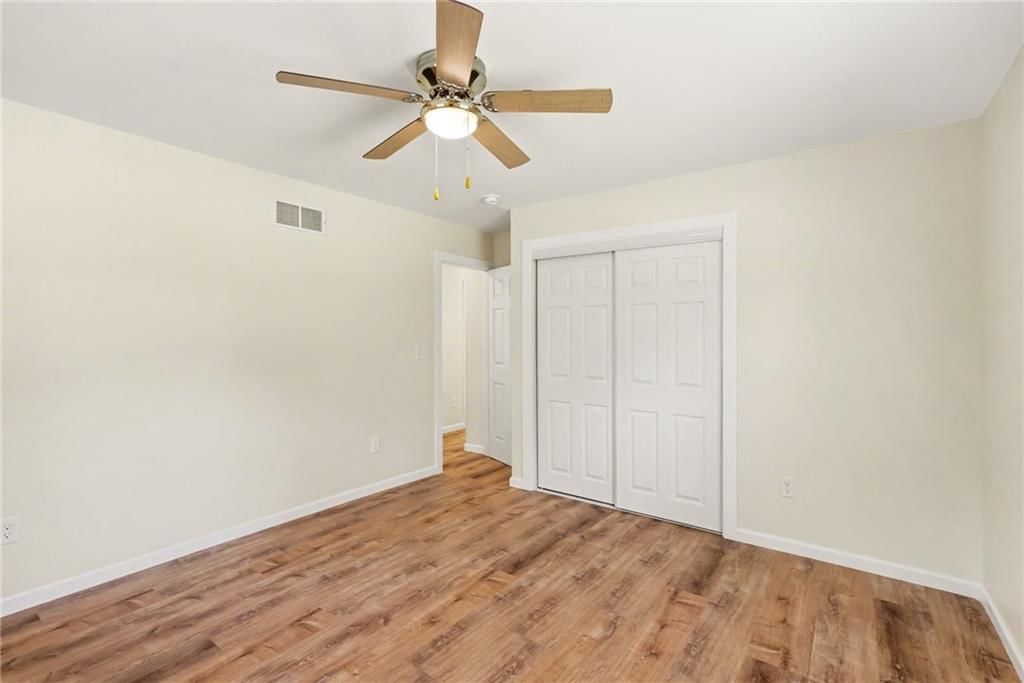 828 N Oak Street — photo 21