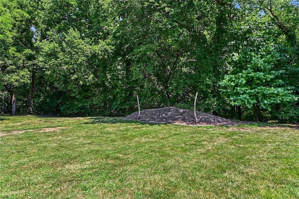 24451 Chieftain Road — photo 27