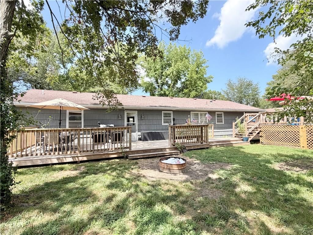703 W Summit Street — photo 31