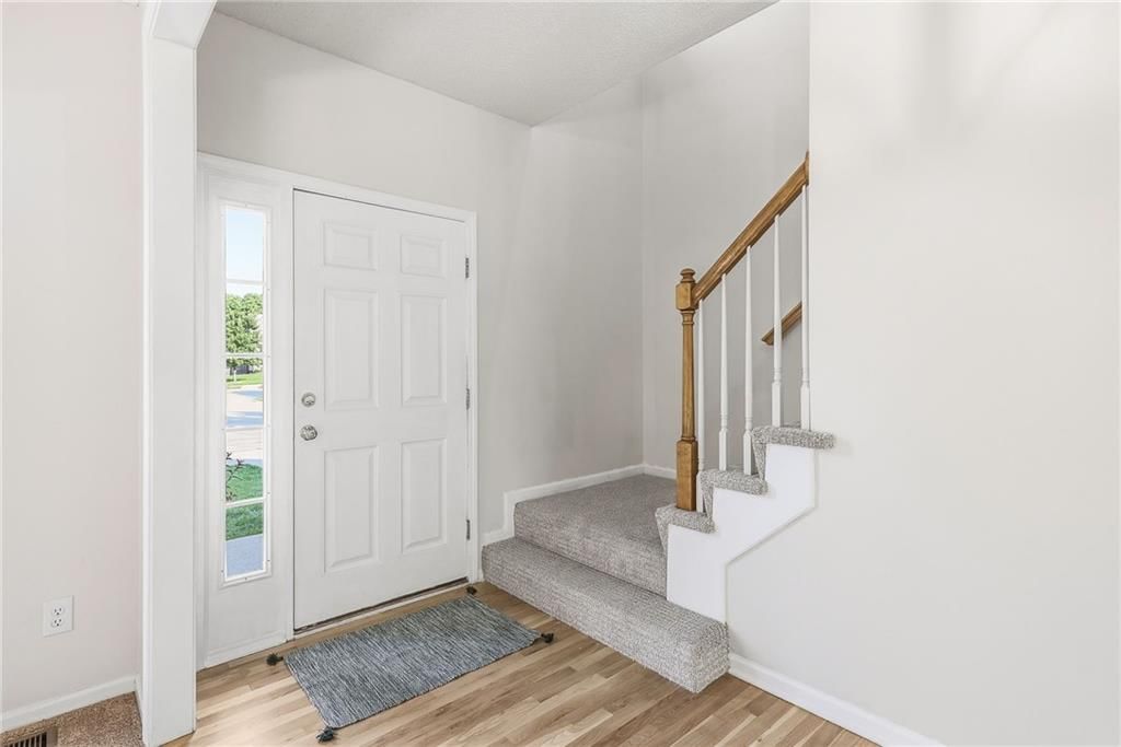 13914 S Kaw Street — photo 5