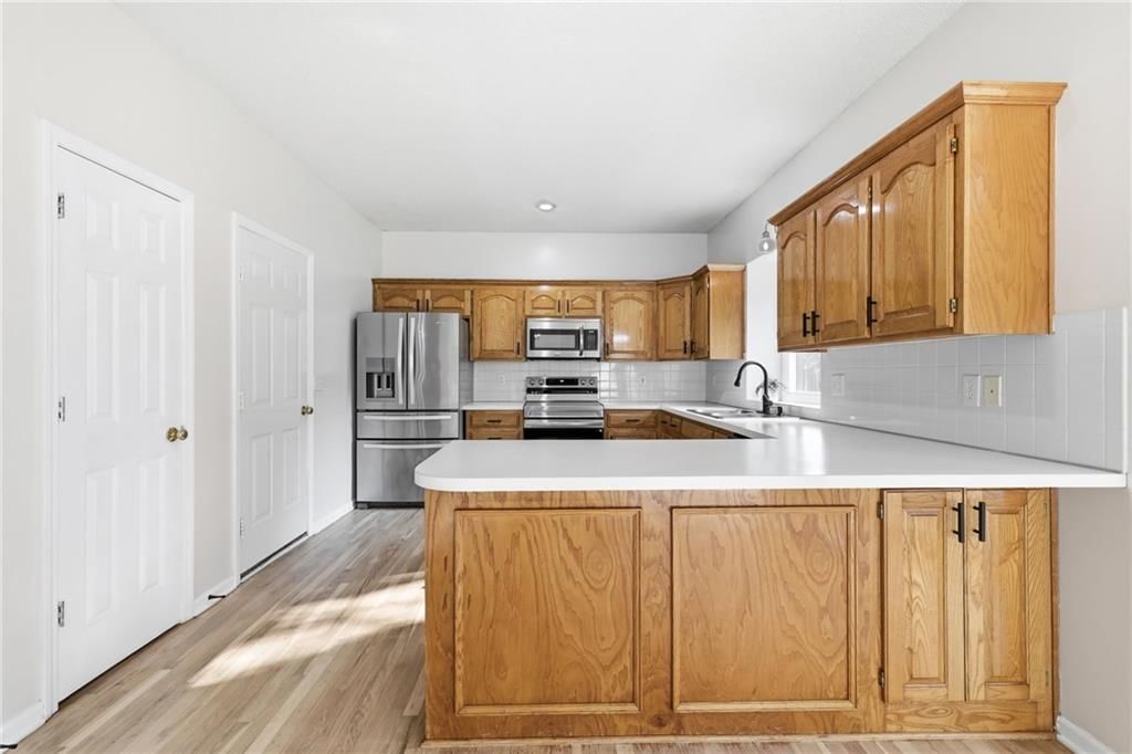 13914 S Kaw Street — photo 18