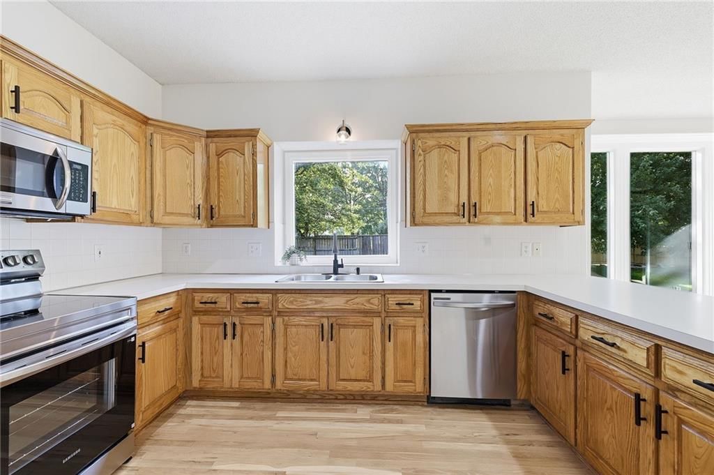 13914 S Kaw Street — photo 20