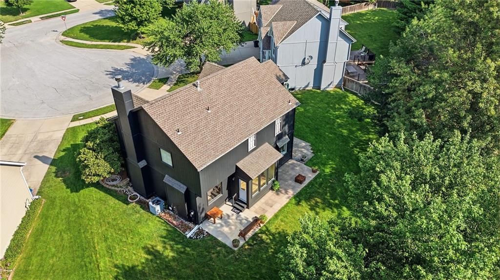 13914 S Kaw Street — photo 48