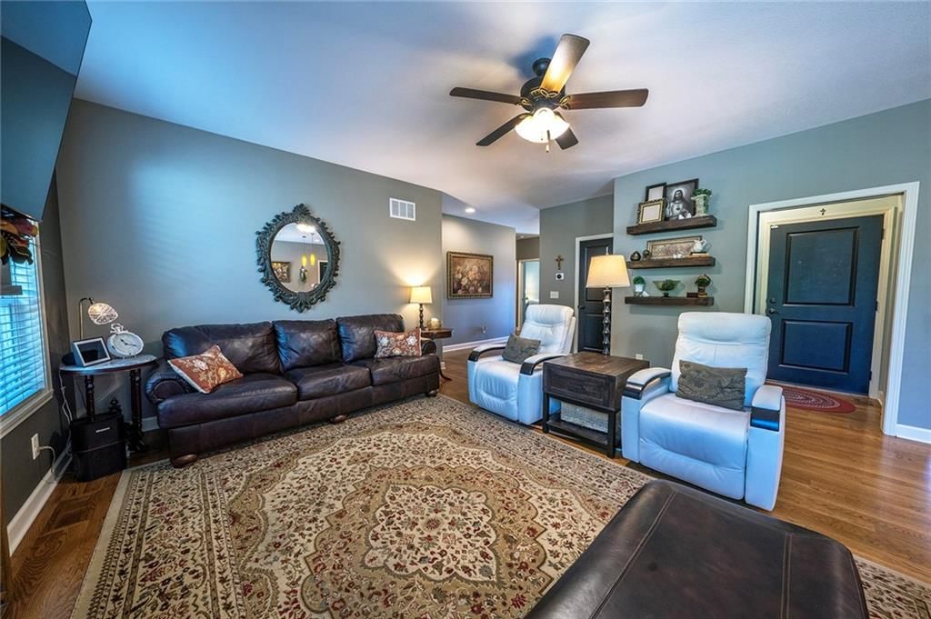 6208 Crystal Lane — photo 5