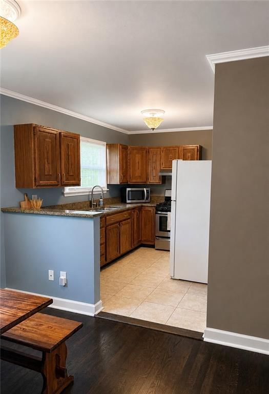 4640 N Bristol Avenue — photo 6