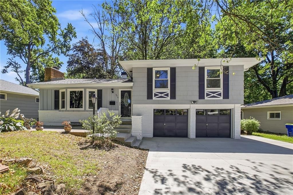 7915 Evanston Avenue — photo 1