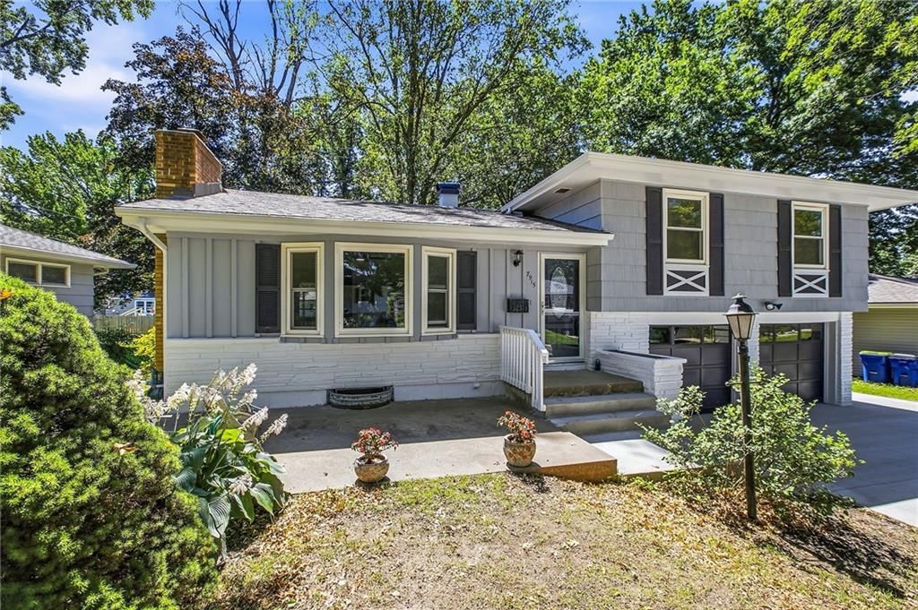 7915 Evanston Avenue — photo 3