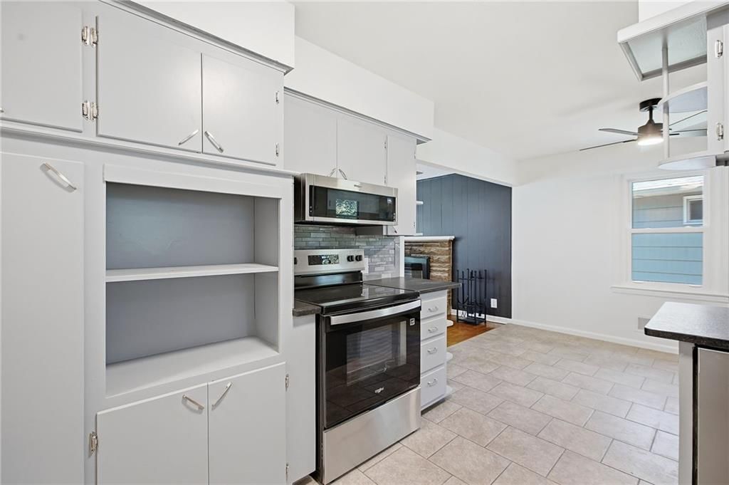 7915 Evanston Avenue — photo 11
