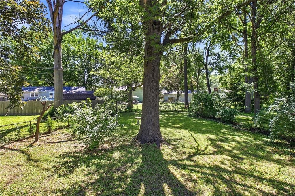 7915 Evanston Avenue — photo 29