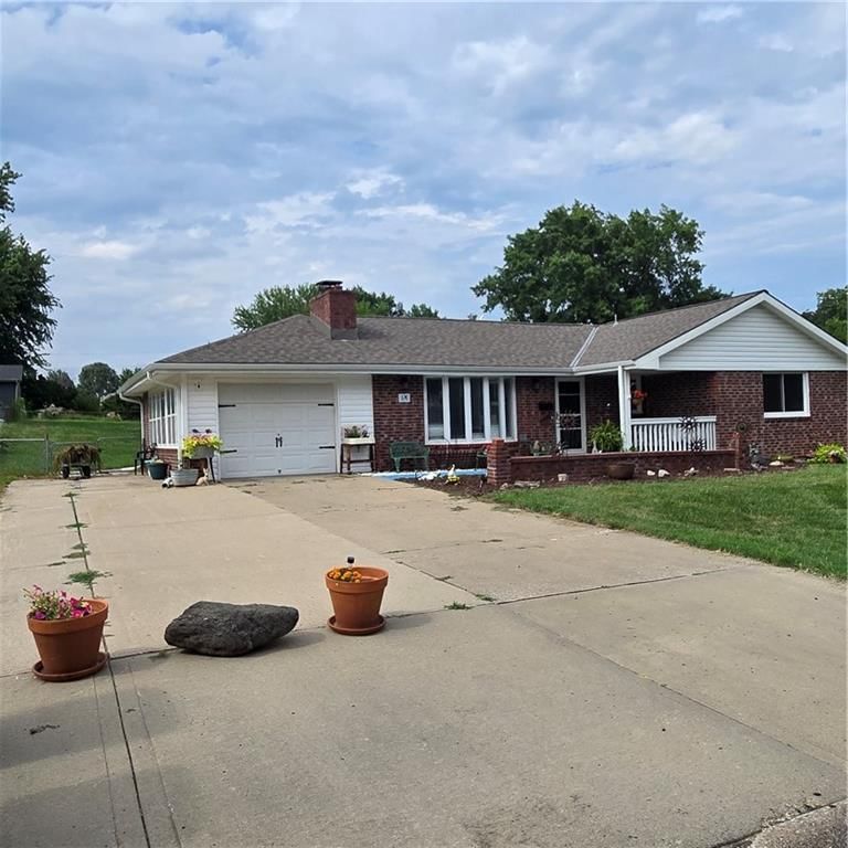 920 Tracy Avenue — photo 2