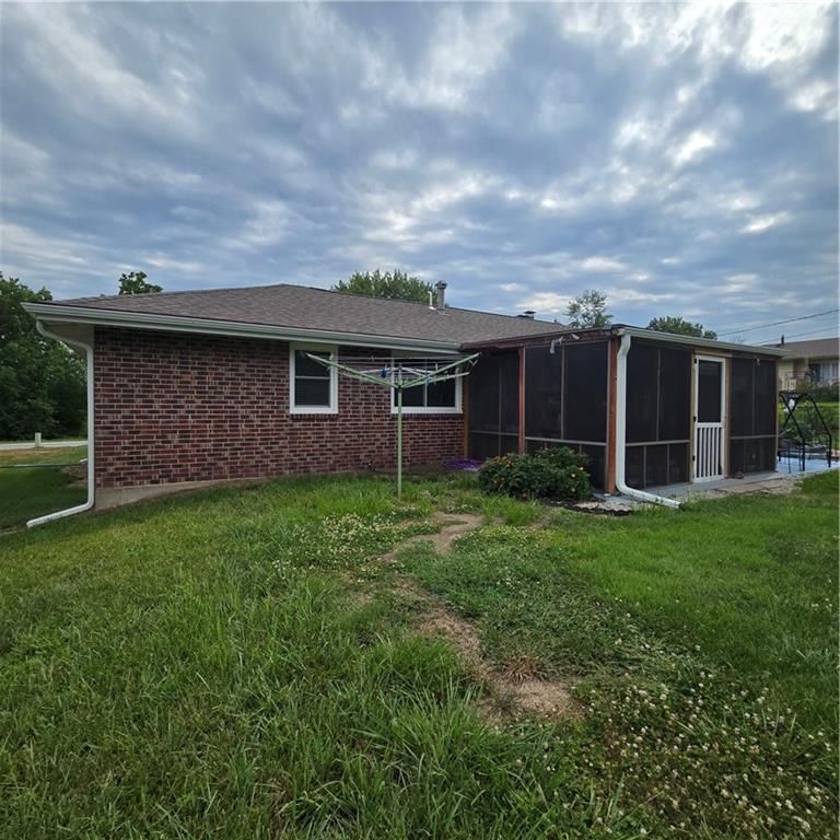 920 Tracy Avenue — photo 6