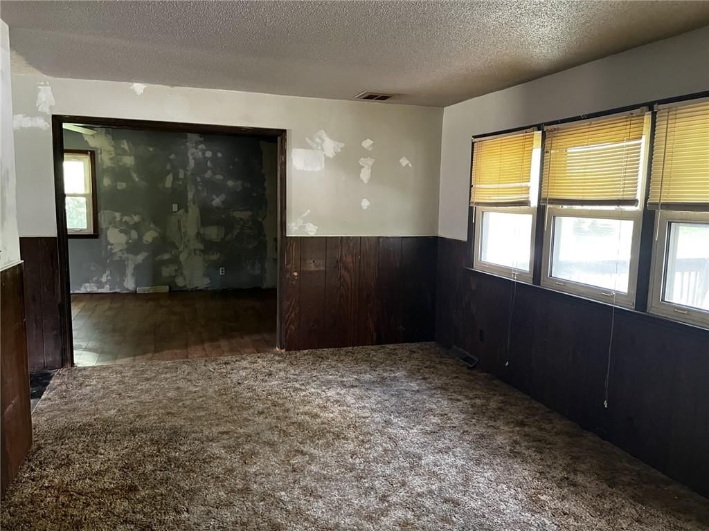 1204 Wornall Road — photo 3