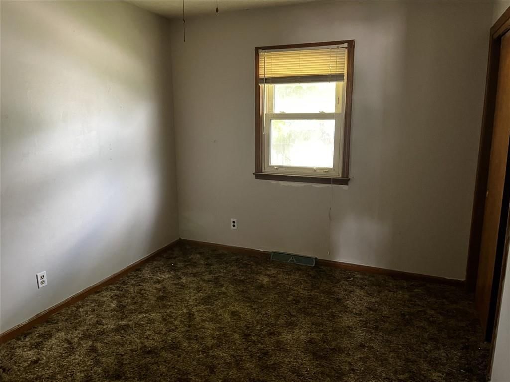 1204 Wornall Road — photo 12