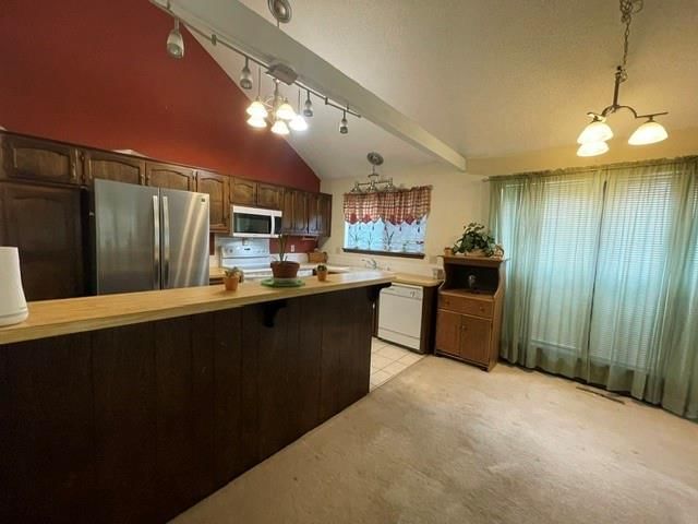 7010 N Askew Avenue — photo 10