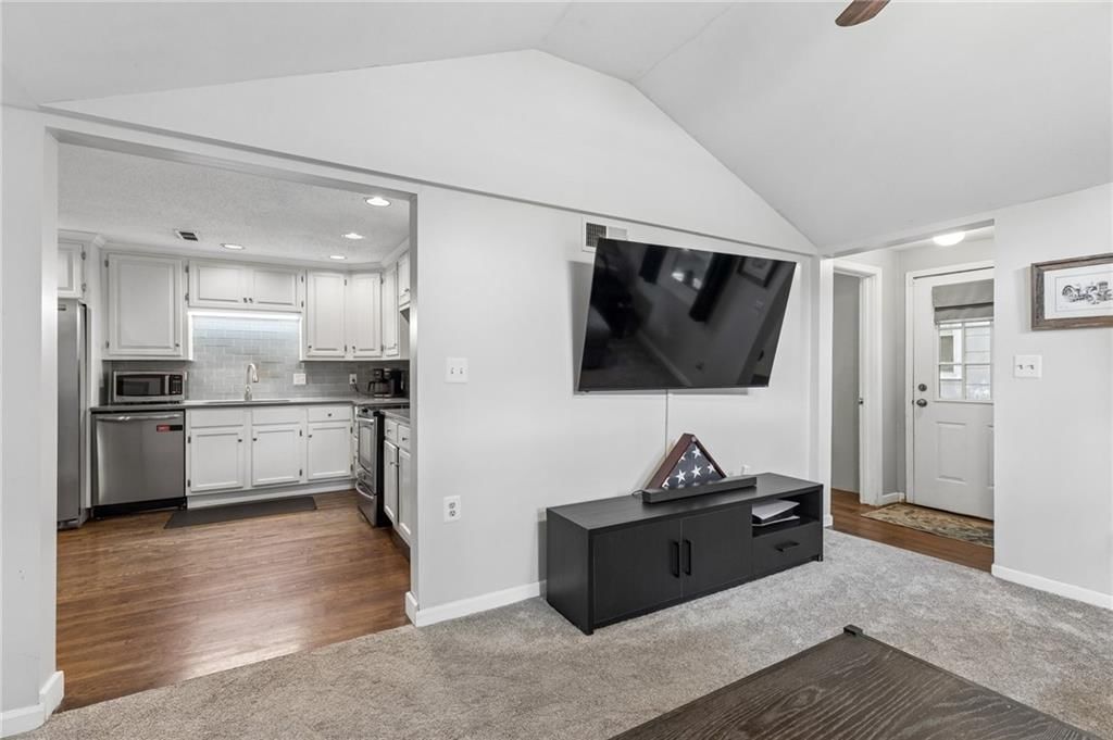 11507 W 69th Street — photo 11
