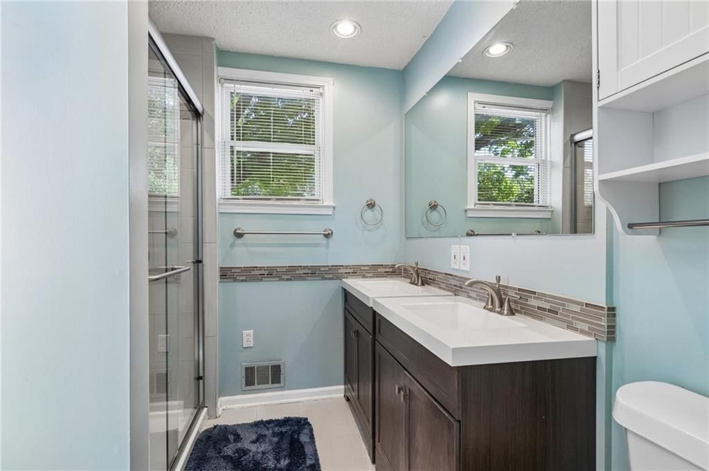 11507 W 69th Street — photo 15