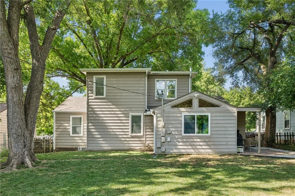 11507 W 69th Street — photo 28
