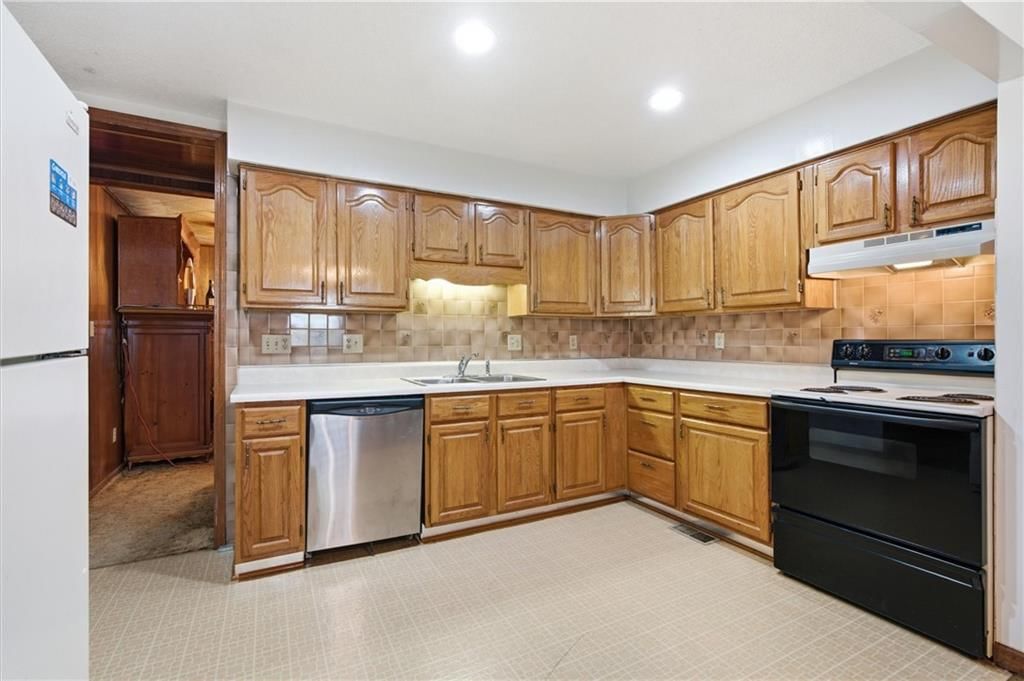 3914 Sunrise Drive — photo 2