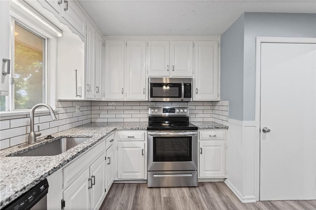 213 Briar Lane — photo 9