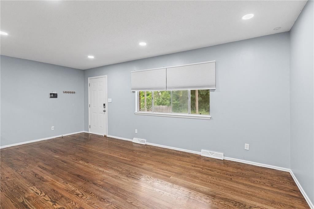 213 Briar Lane — photo 31