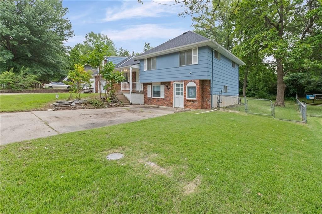 213 Briar Lane — photo 32