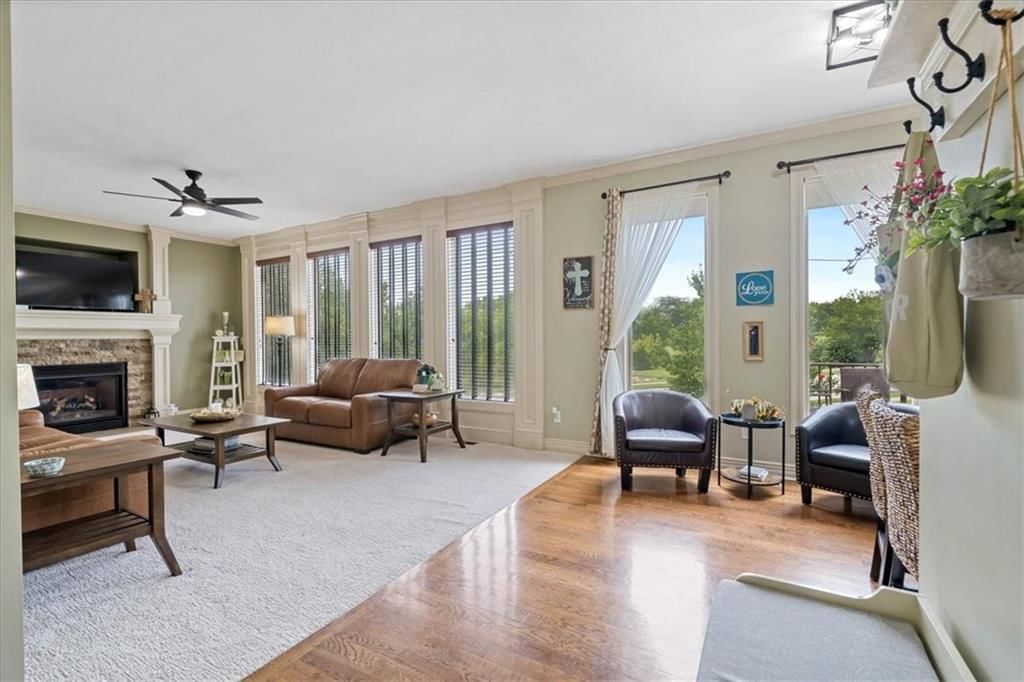 2101 SW ROBERTS Court — photo 12