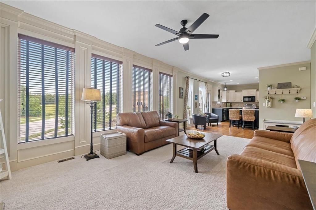 2101 SW ROBERTS Court — photo 13