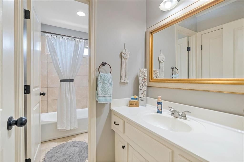 2101 SW ROBERTS Court — photo 28