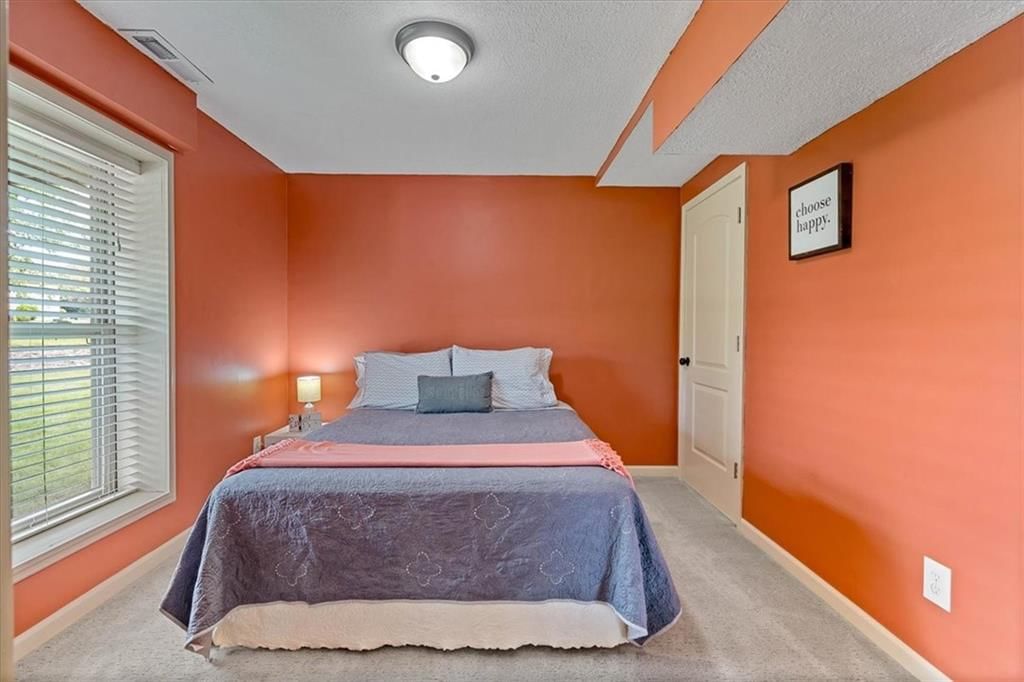 2101 SW ROBERTS Court — photo 36