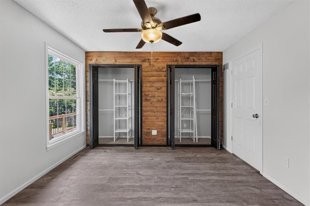 1802 PARKWOOD Drive — photo 17