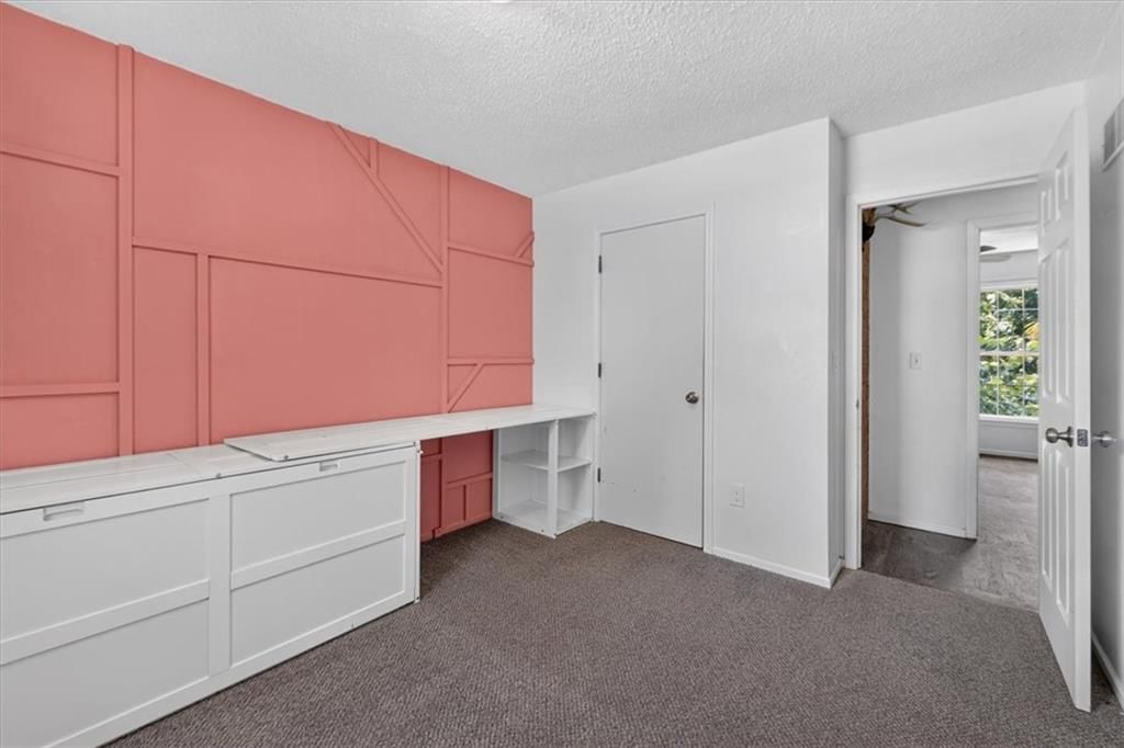 1802 PARKWOOD Drive — photo 19