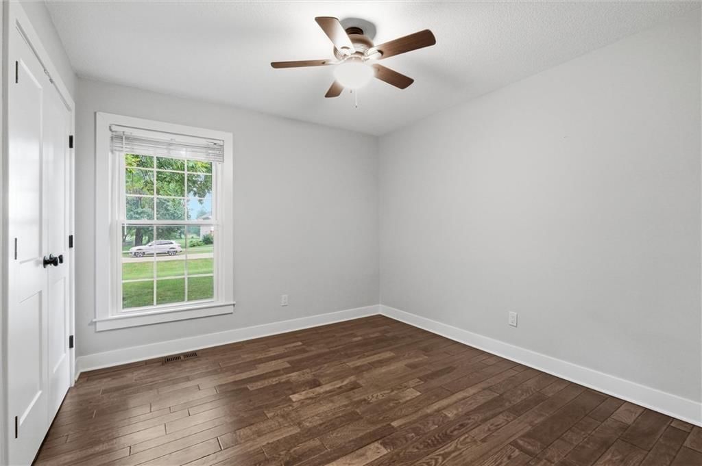 5625 W 201 Street — photo 16