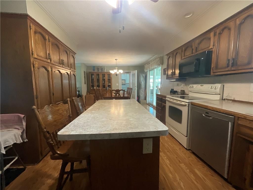 31 Country Club Terrace — photo 24
